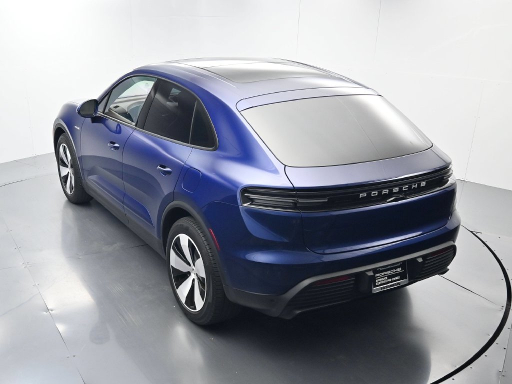 Certified 2026 Porsche Macan 4 Electric w/ Premium Package AWD/4WD image 39