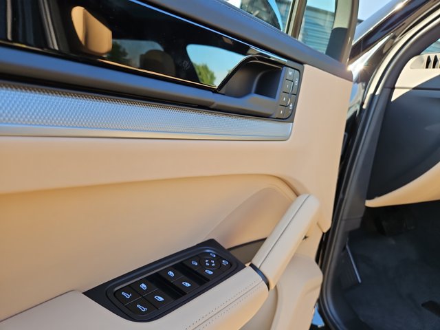 New 2026 Porsche Cayenne AWD/4WD image 26
