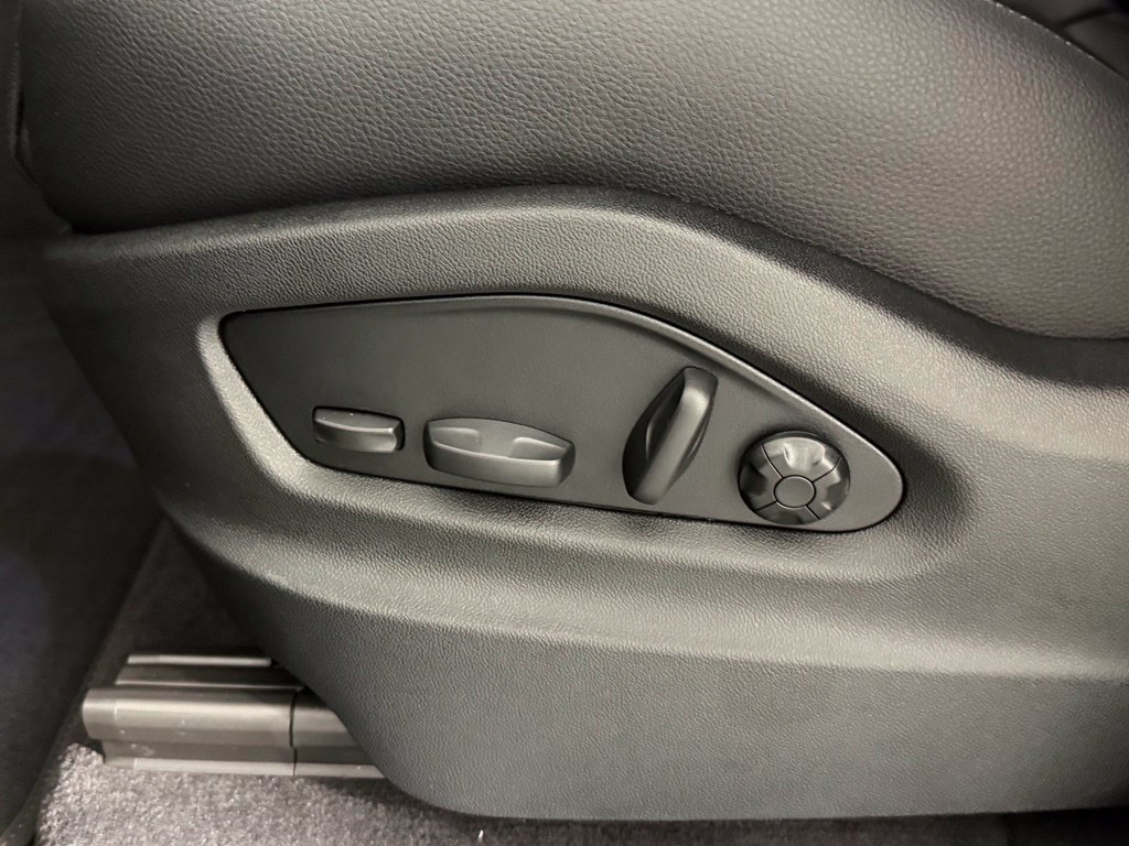 New 2026 Porsche Cayenne AWD/4WD image 26