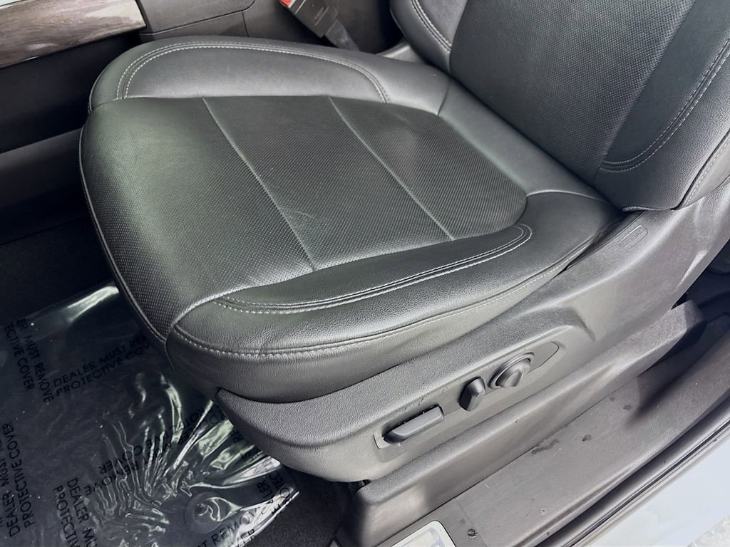 Used 2021 Chevrolet Silverado 2500 LTZ image 22