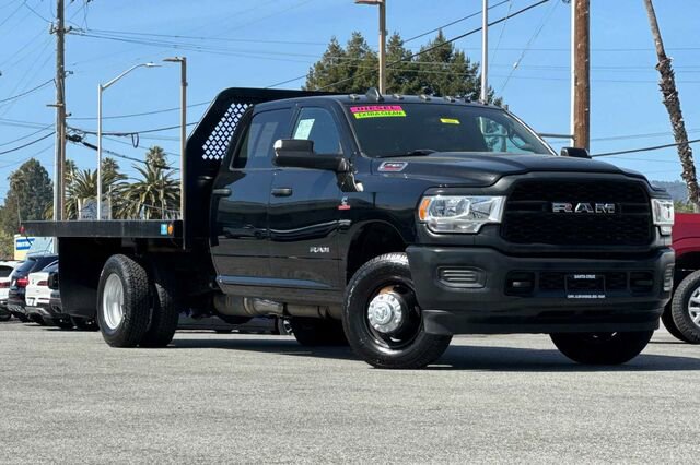 Used 2022 RAM 3500 Tradesman w/ Max Tow Package image 2