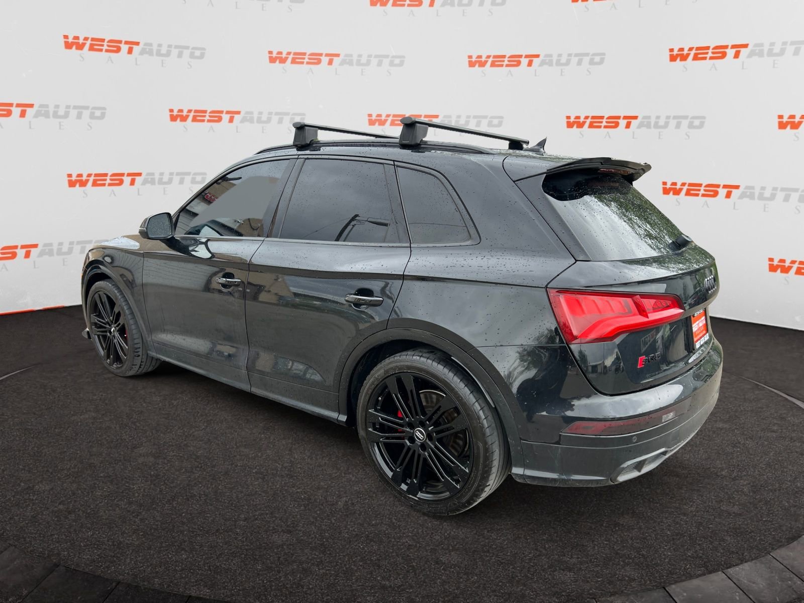 Used 2018 Audi SQ5 Premium Plus w/ S Sport Package AWD/4WD image 3