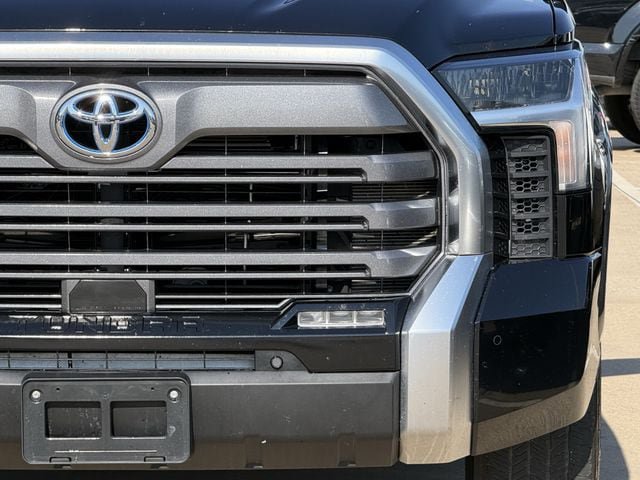 Used 2023 Toyota Tundra Limited w/ Power Package AWD/4WD image 8
