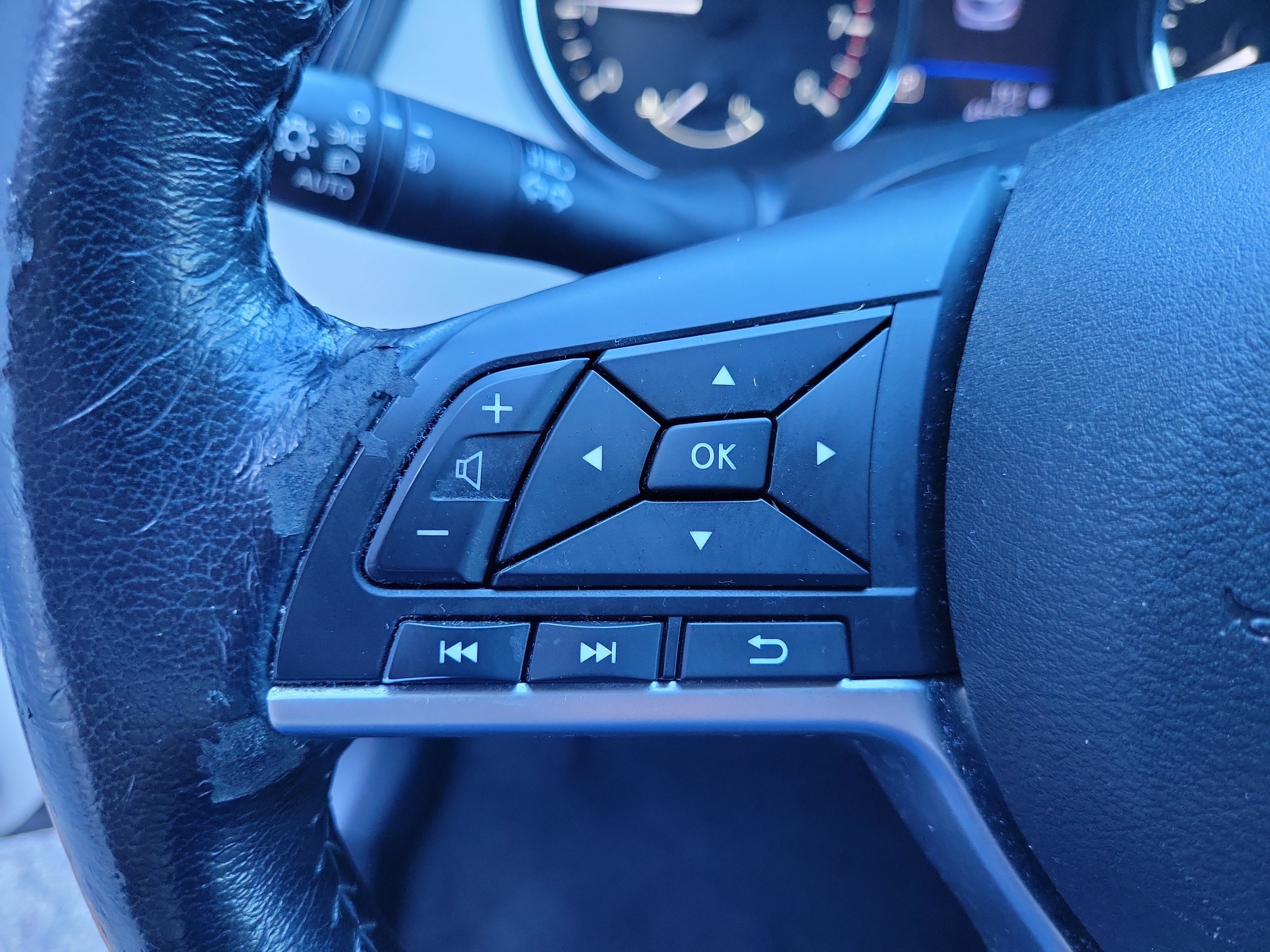 Certified 2021 Nissan Rogue Sport SV w/ Technology Package FWD image 18