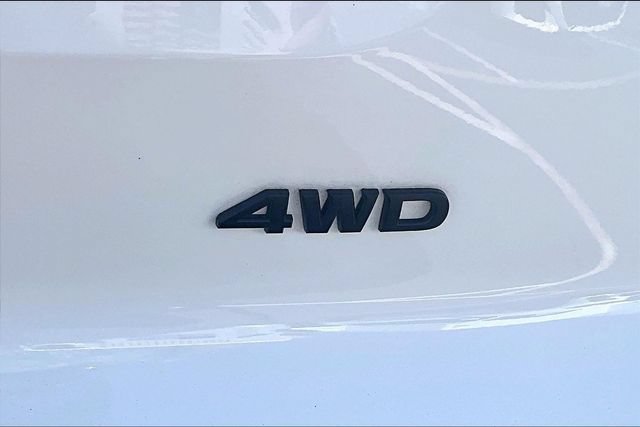 Used 2025 Nissan Pathfinder Rock Creek AWD/4WD image 34
