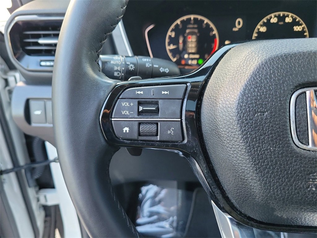 Used 2023 Honda Pilot Touring image 20