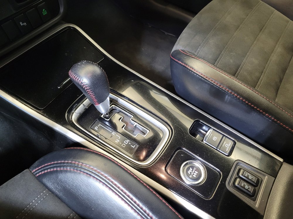 Used 2020 Mitsubishi Outlander SE AWD/4WD image 26