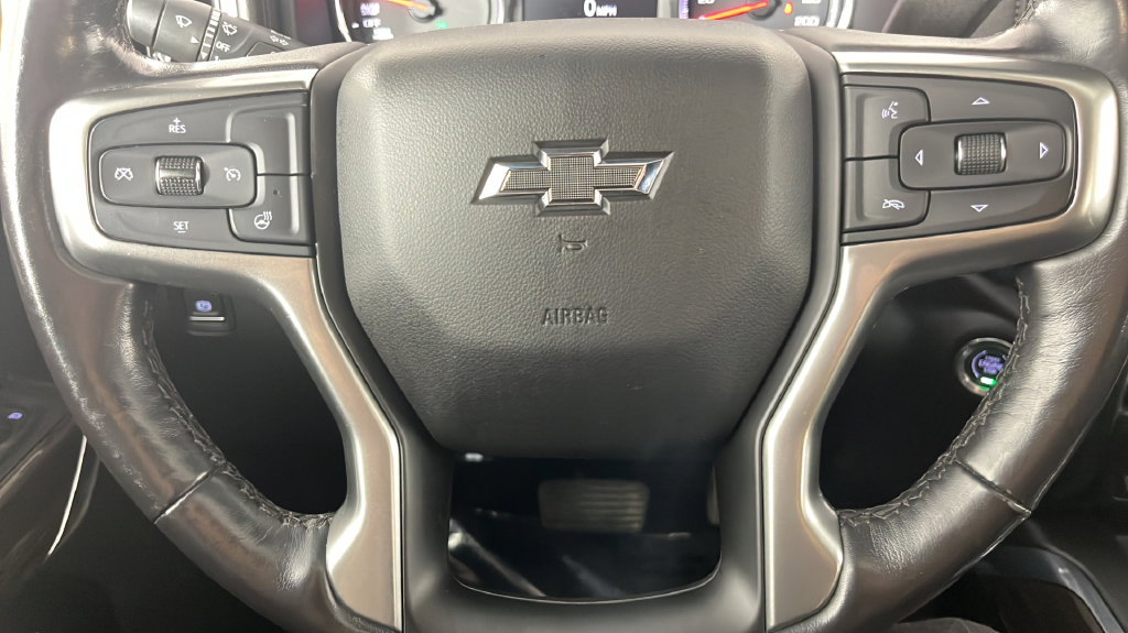 Used 2020 Chevrolet Silverado 1500 RST w/ True North Edition AWD/4WD image 25