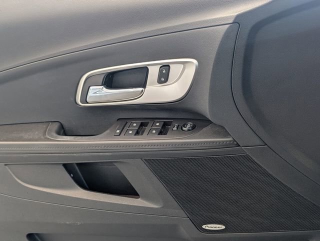 Used 2017 Chevrolet Equinox Premier w/ Enhanced Convenience Package image 23