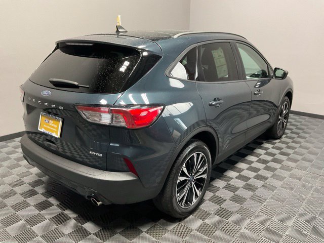 Used 2022 Ford Escape SE w/ SE Sport Appearance Package AWD/4WD image 8