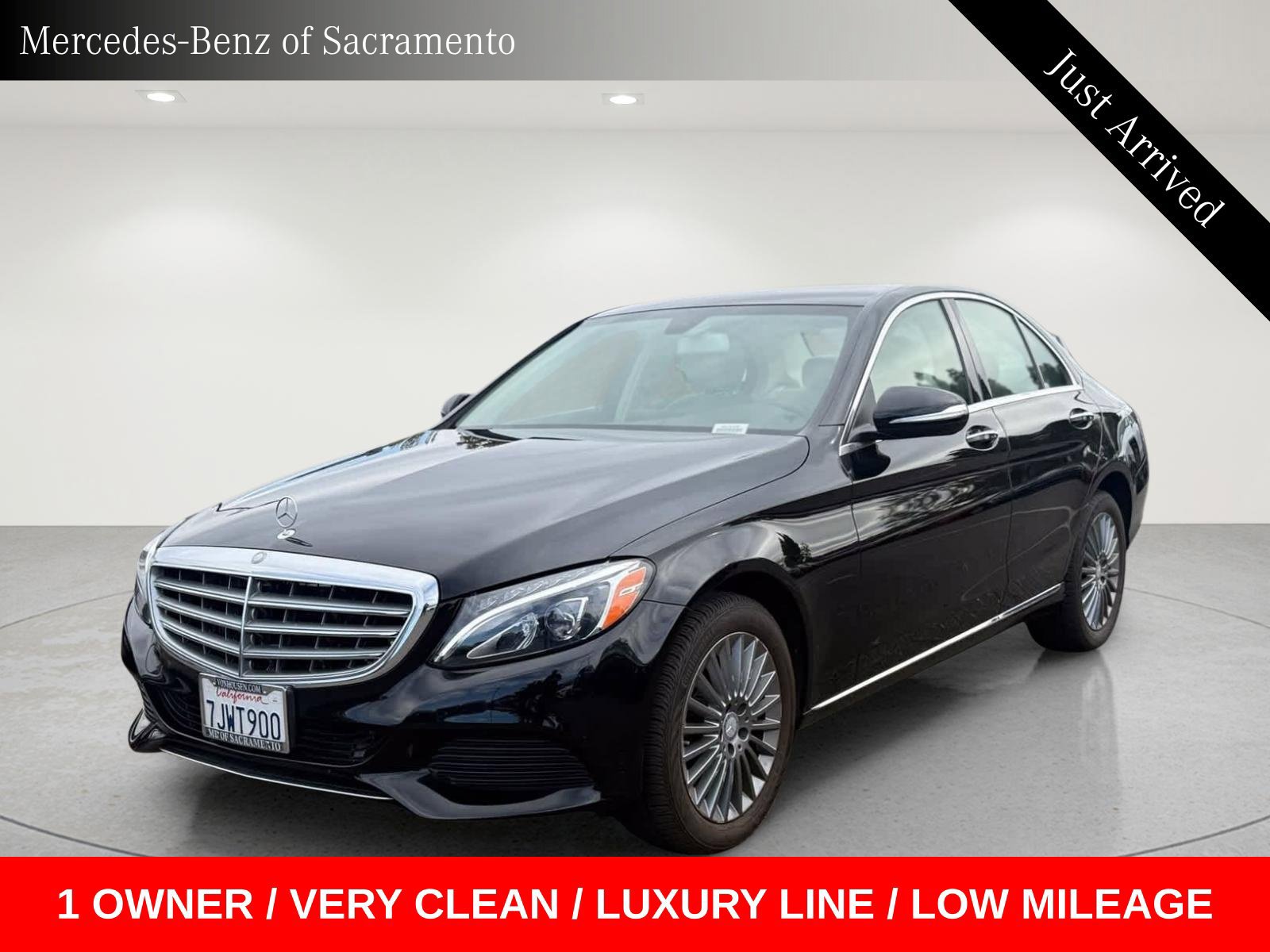 Used 2015 Mercedes-Benz C 300 4MATIC Sedan image 1