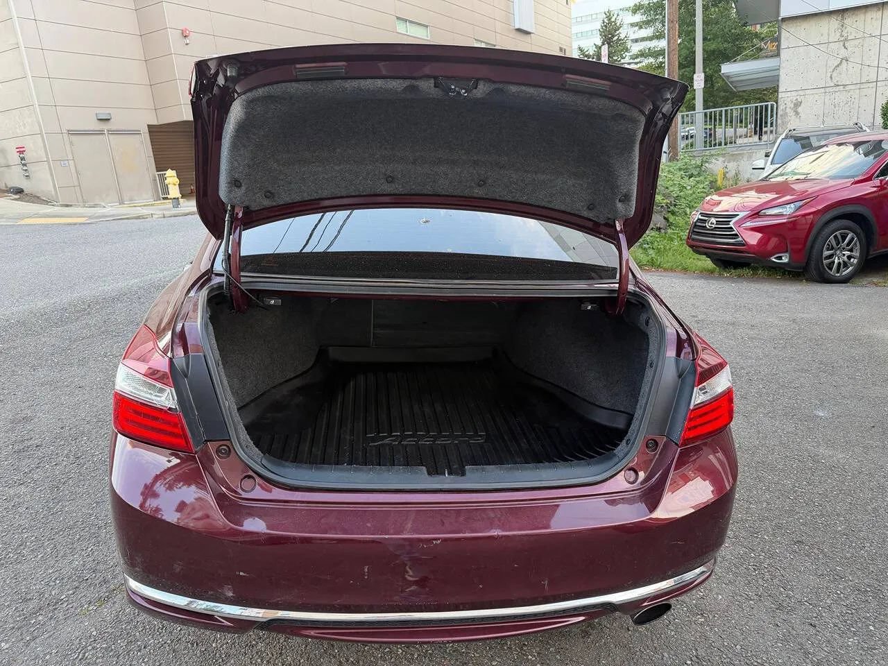 Used 2016 Honda Accord EX-L image 14