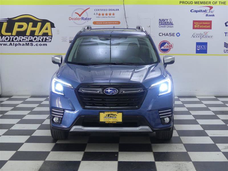 Used 2023 Subaru Forester Touring AWD/4WD image 2