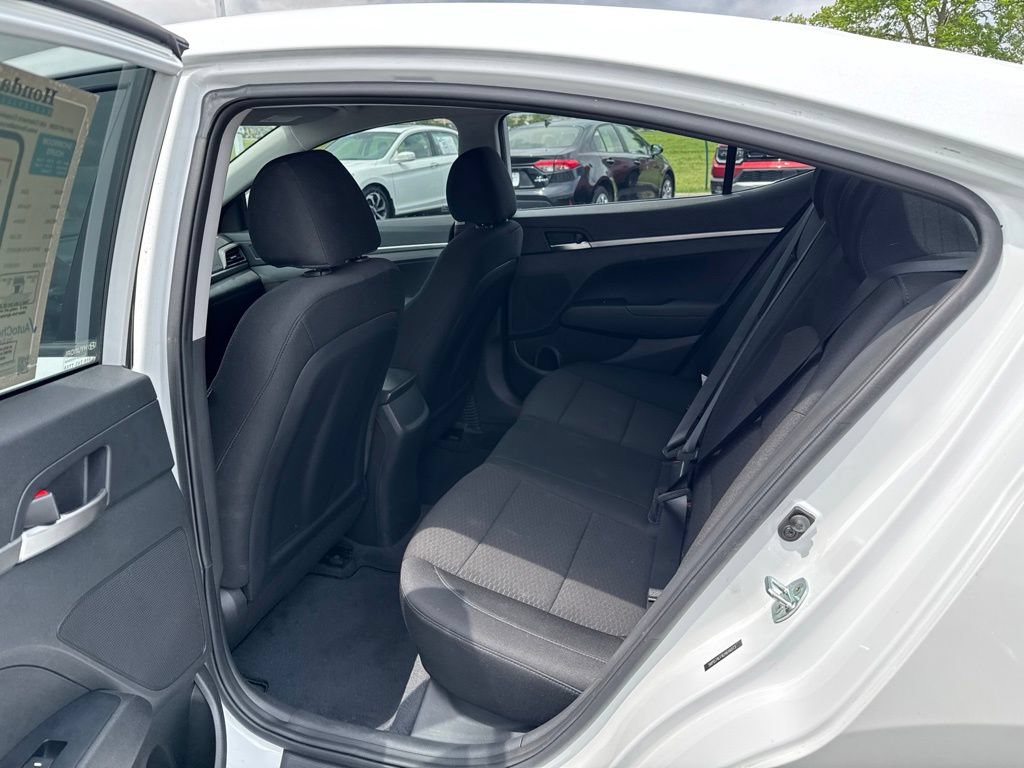 Used 2020 Hyundai Elantra SE w/ Cargo Package (C1) FWD image 31