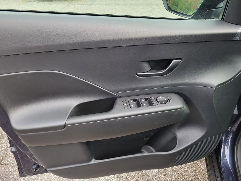 Used 2026 Hyundai Kona SEL Sport FWD image 6