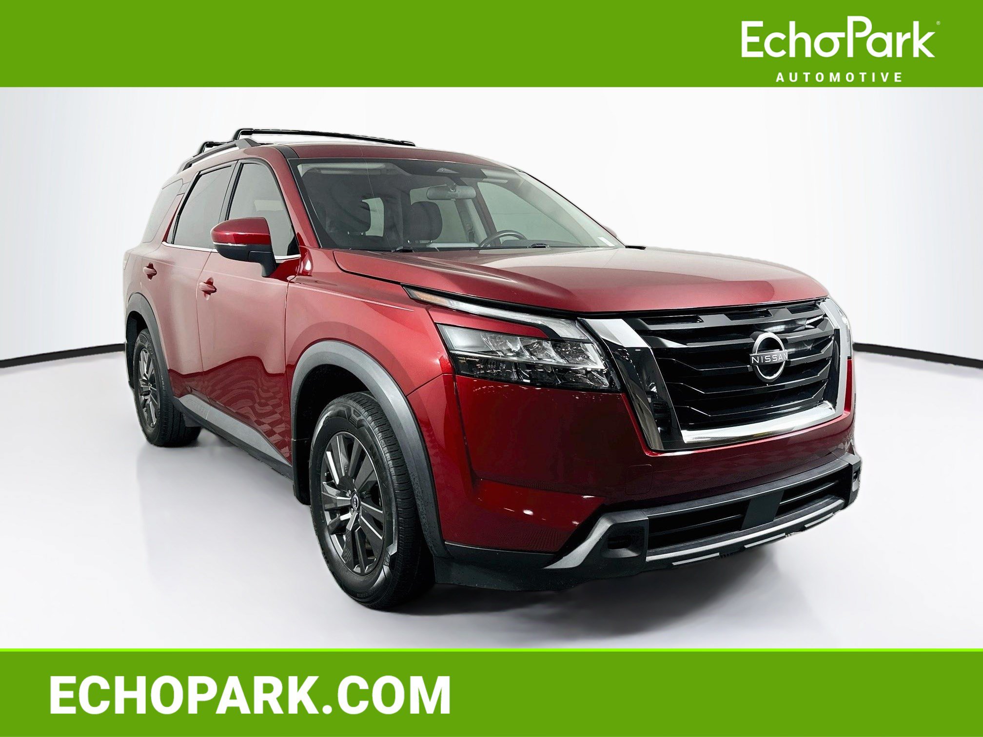 Used 2022 Nissan Pathfinder SV FWD image 1