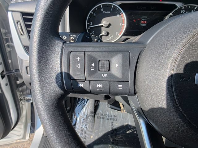 Used 2024 Nissan Rogue S AWD/4WD image 26