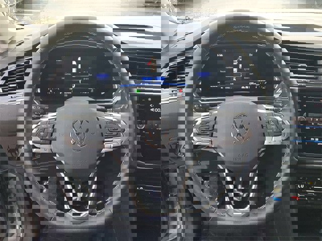 Certified 2023 Volkswagen Tiguan SE image 18