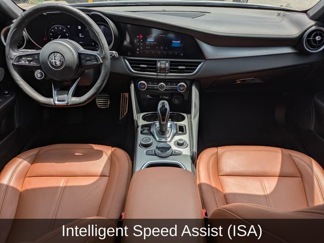 Used 2024 Alfa Romeo Giulia Ti RWD image 20