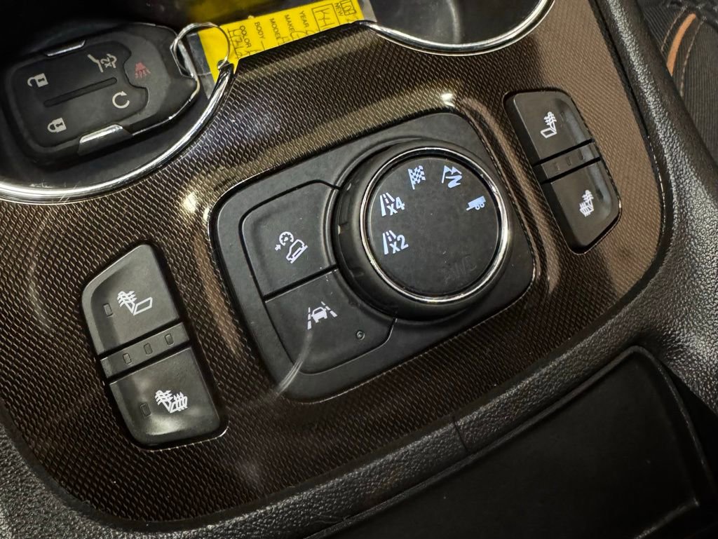 Used 2021 GMC Acadia AT4 w/ Trailering Package image 18