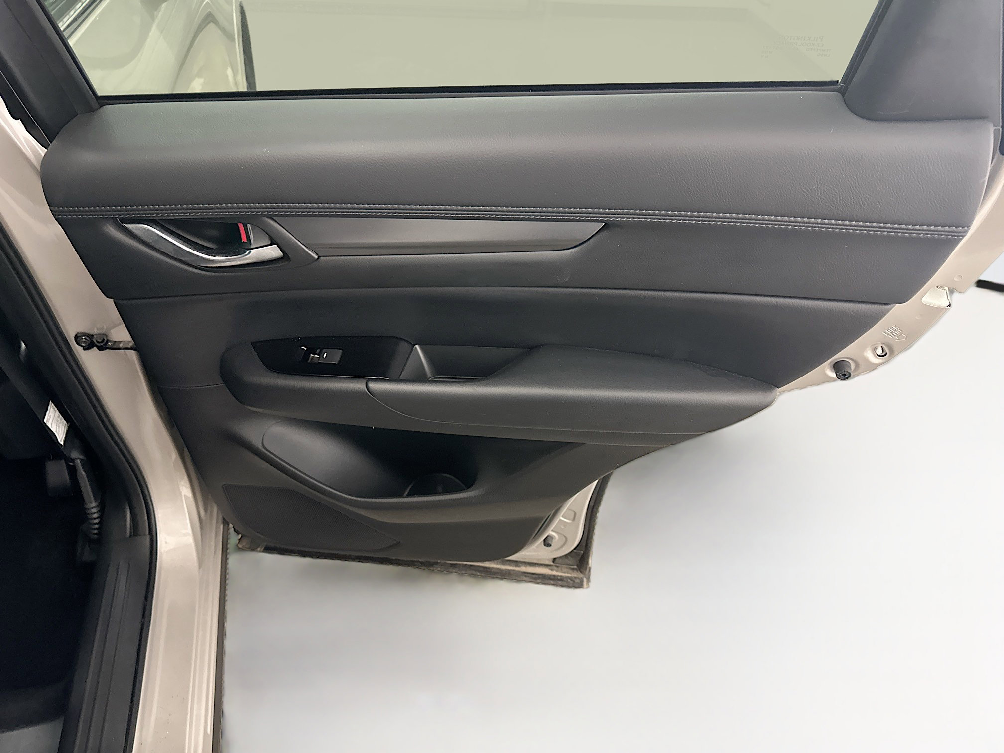 Used 2025 MAZDA CX-5 AWD 2.5 S w/ Preferred Package image 32