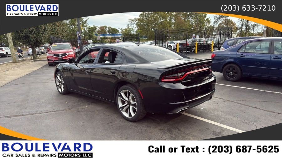 Used 2016 Dodge Charger R/T RWD image 5