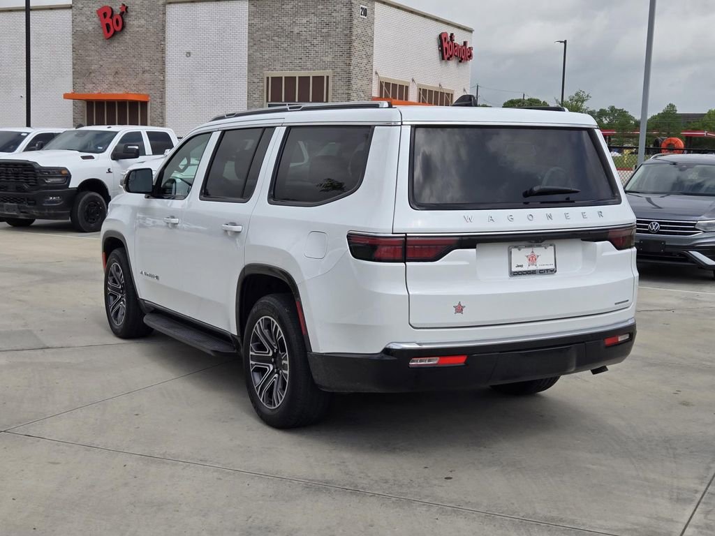 Used 2024 Jeep Wagoneer Series II AWD/4WD image 4