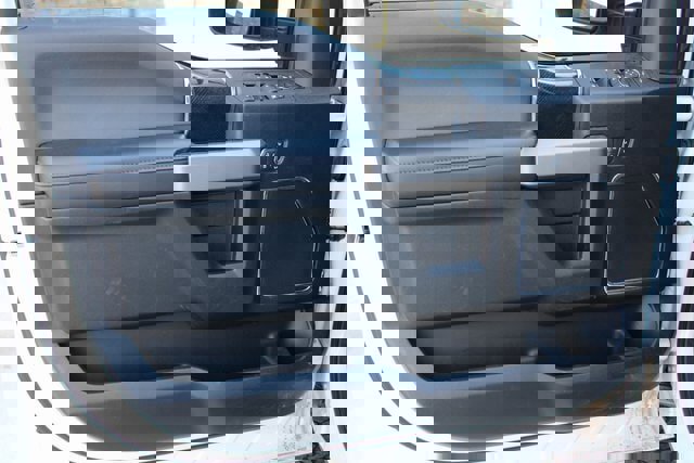 Used 2021 Ford F250 Platinum w/ FX4 Off-Road Package image 21