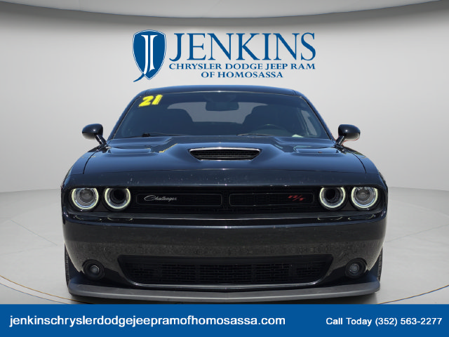 Used 2021 Dodge Challenger R/T Scat Pack RWD image 9