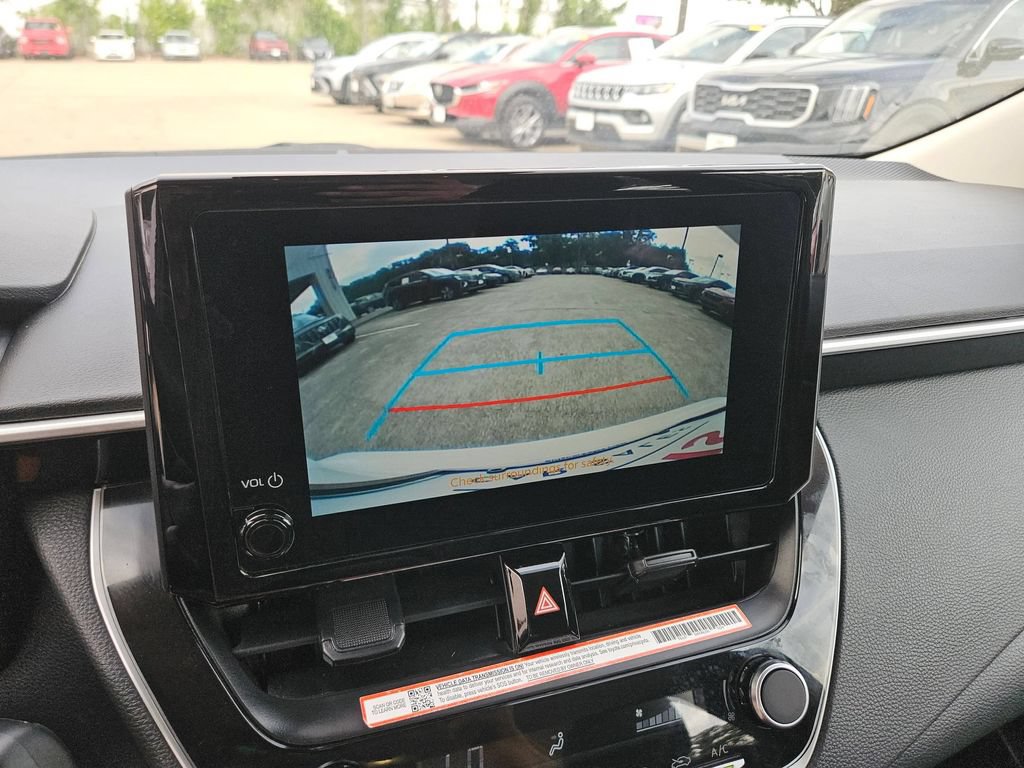 Used 2025 Toyota Corolla LE FWD image 22