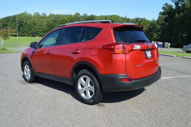 Used 2014 Toyota RAV4 XLE AWD/4WD image 6