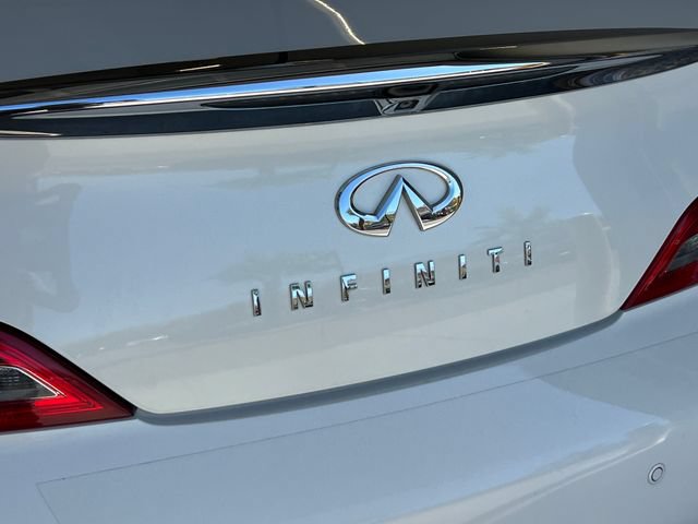 Used 2014 INFINITI Q60 Convertible w/ Premium Package RWD image 17