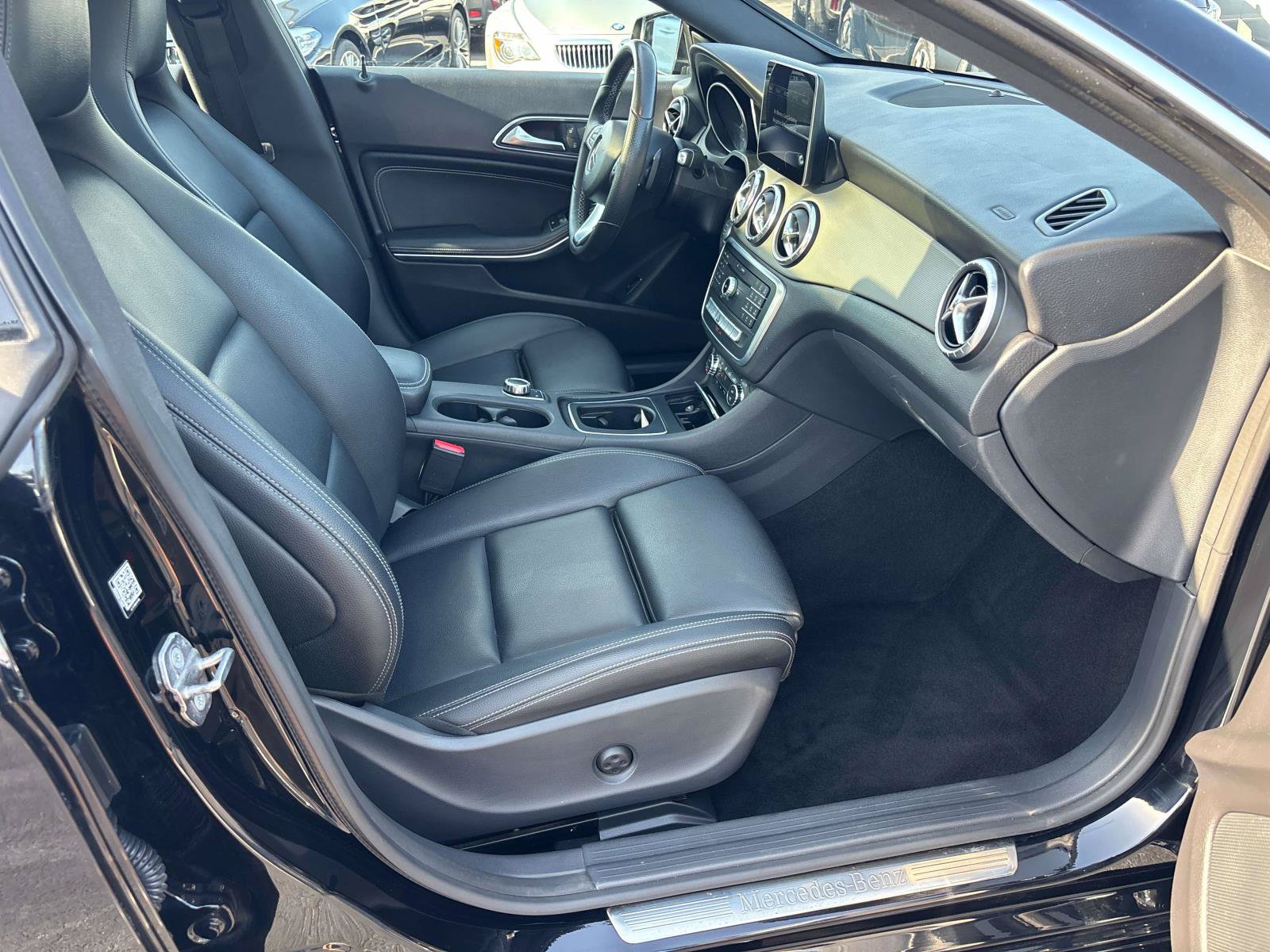 Used 2018 Mercedes-Benz CLA 250 4MATIC image 14