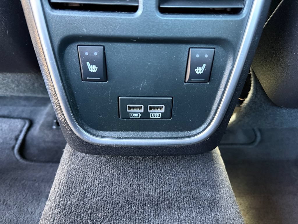Used 2016 Dodge Charger R/T w/ Plus Group RWD image 36
