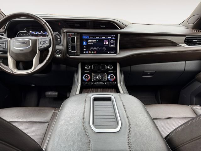 Used 2021 GMC Yukon Denali w/ Denali Premium Package image 10