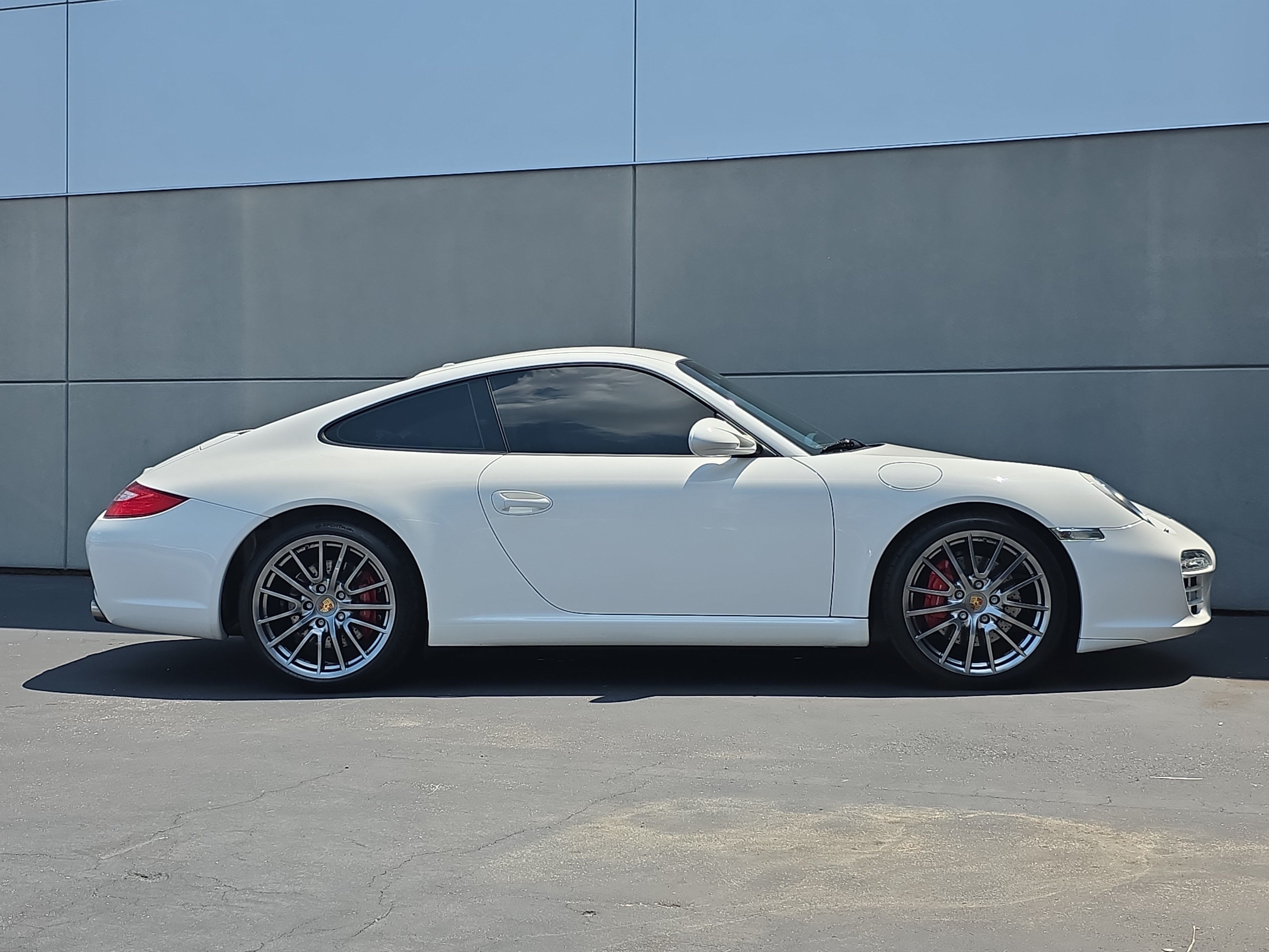 Used 2009 Porsche 911 Carrera S RWD image 8
