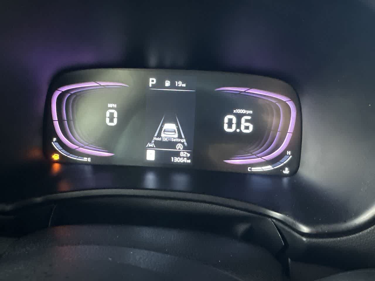 Used 2025 Kia Soul LX w/ LX Technology Package FWD image 16