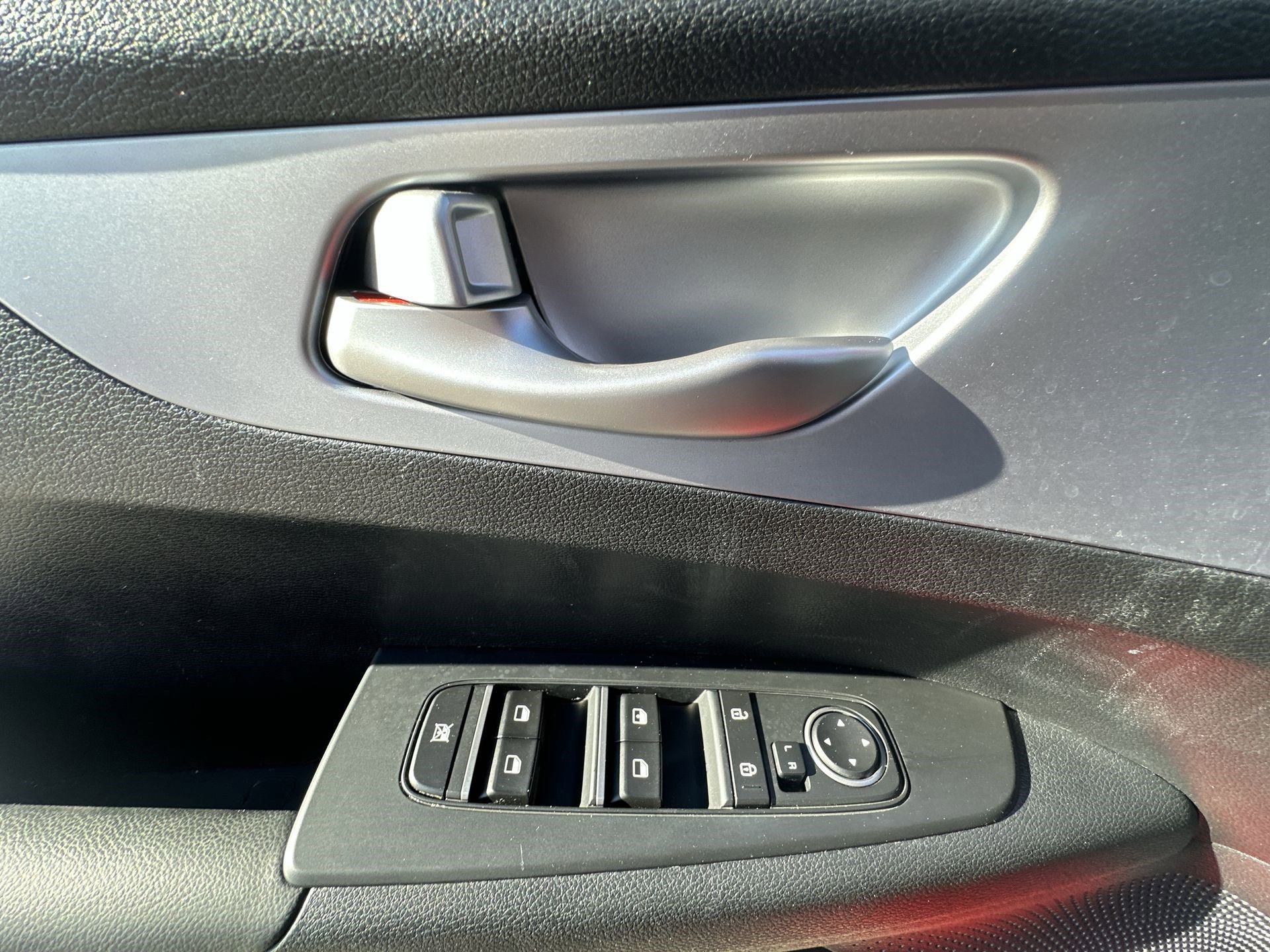 Certified 2024 Kia Forte LXS w/ LXS Technology Package image 15