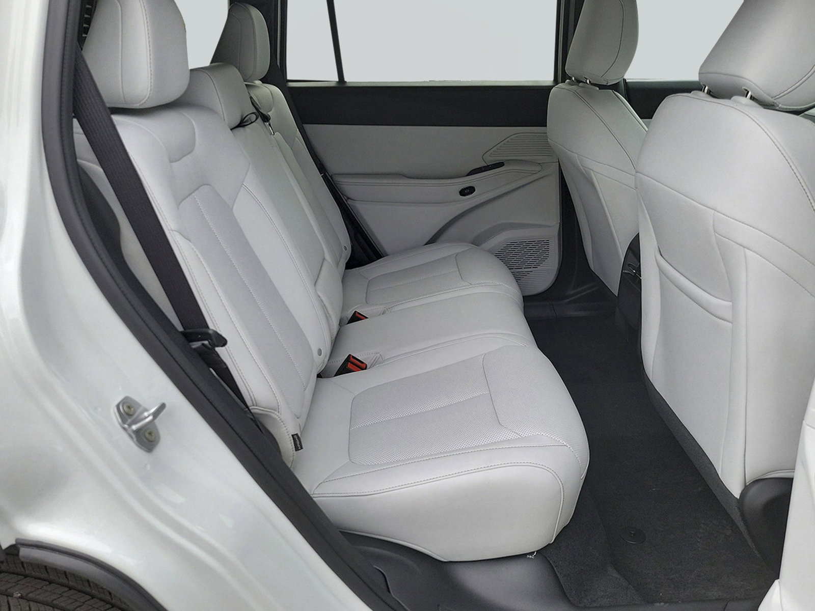 New 2026 Jeep Cherokee Limited AWD/4WD image 32