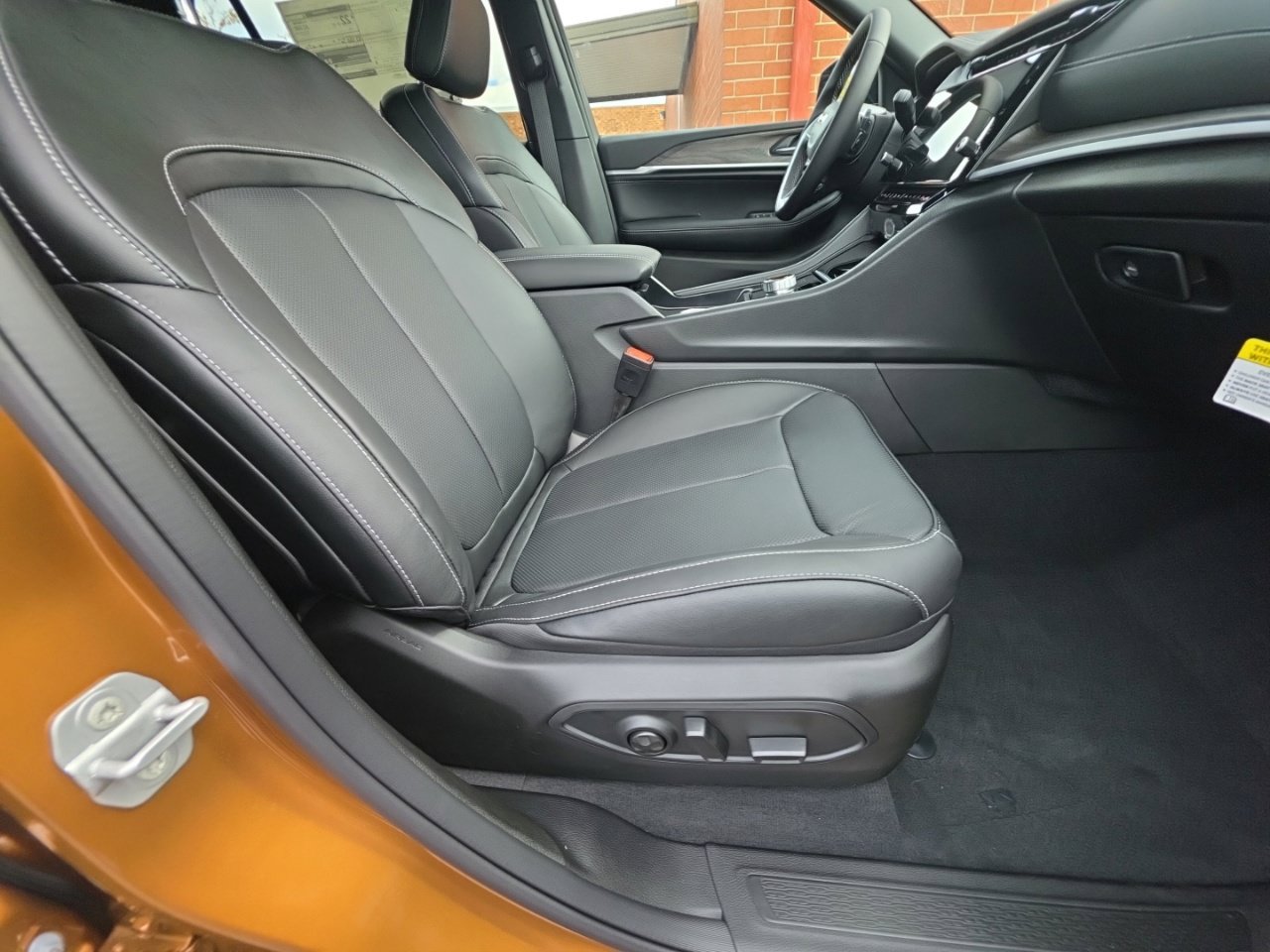 New 2027 Jeep Grand Cherokee L Limited AWD/4WD image 29