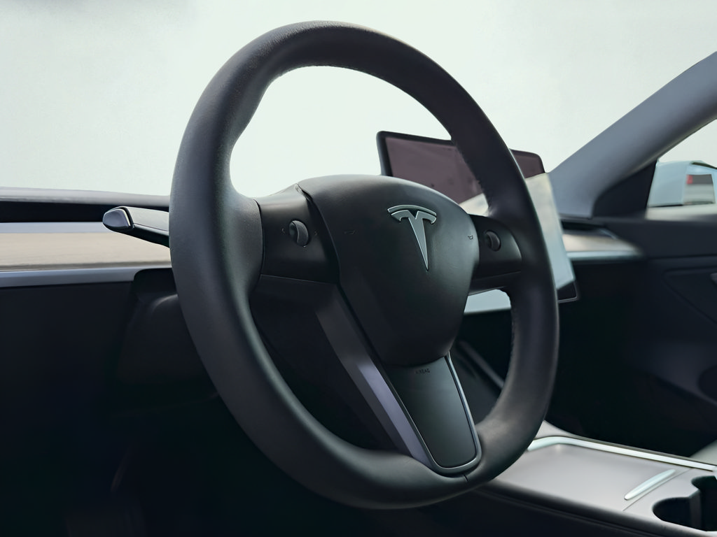 Used 2021 Tesla Model 3 Standard Range Plus RWD image 38