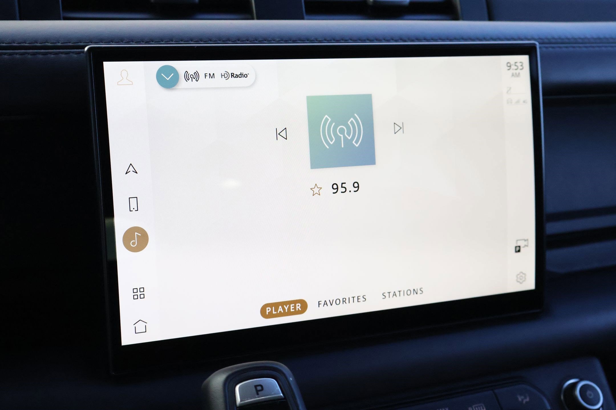 Certified 2023 Land Rover Defender 110 V8 image 19