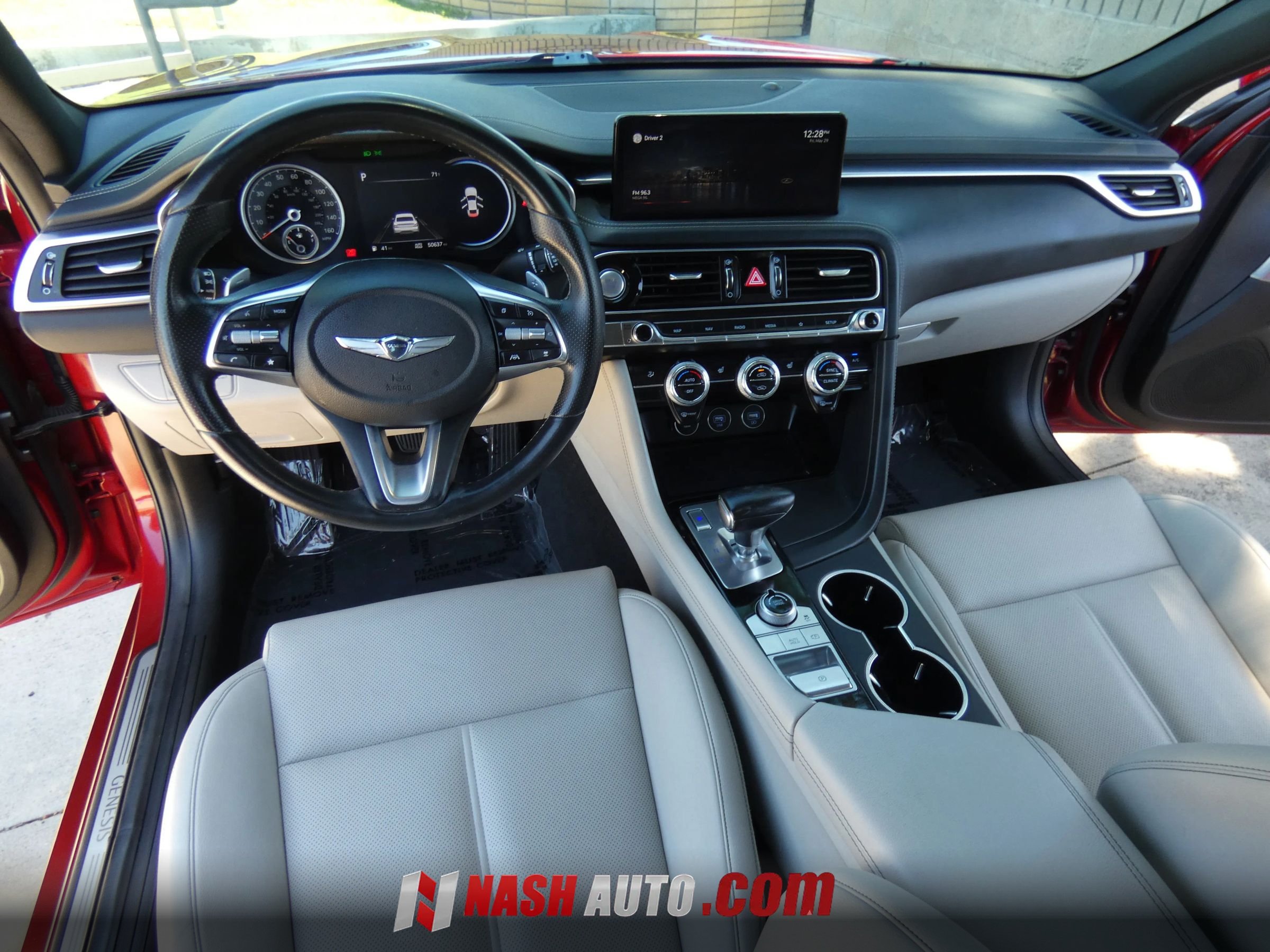 Used 2022 Genesis G70 2.0T RWD image 22