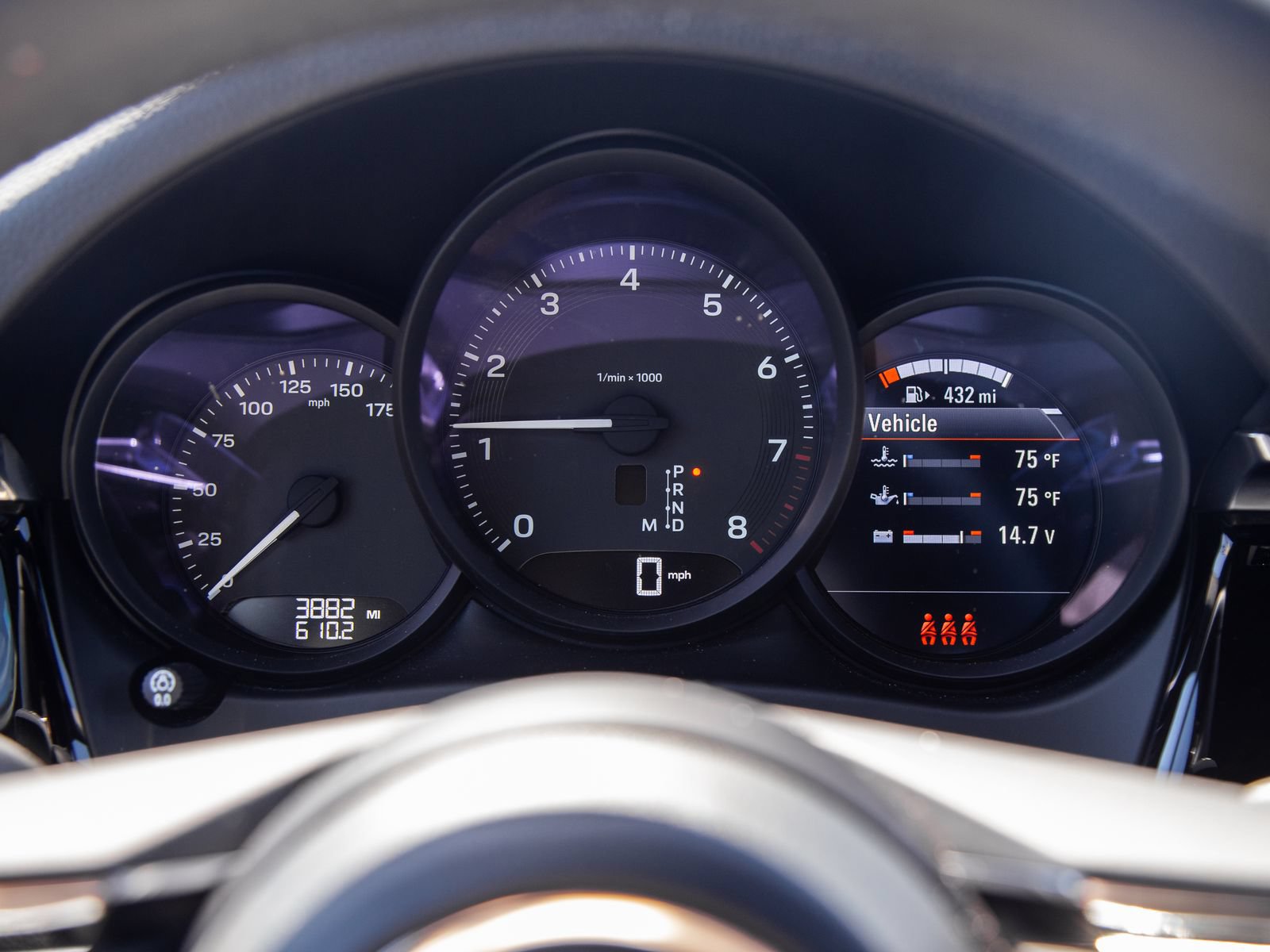 Certified 2026 Porsche Macan AWD/4WD image 17