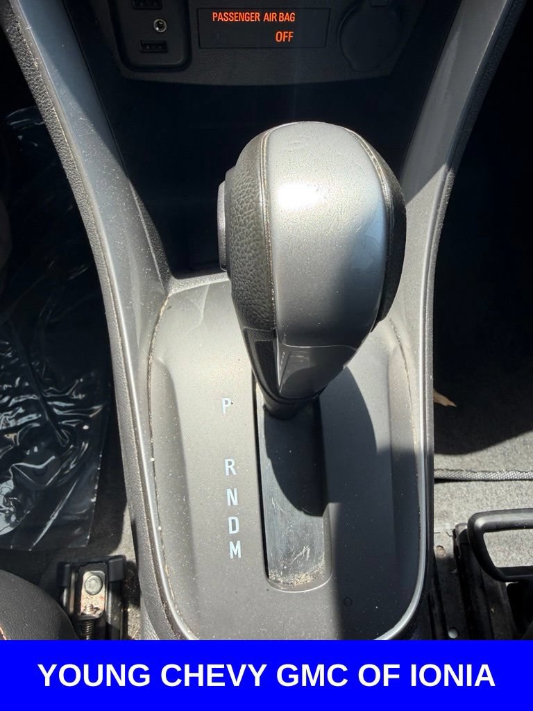 Used 2019 Chevrolet Trax LT w/ LT Convenience Package FWD image 21