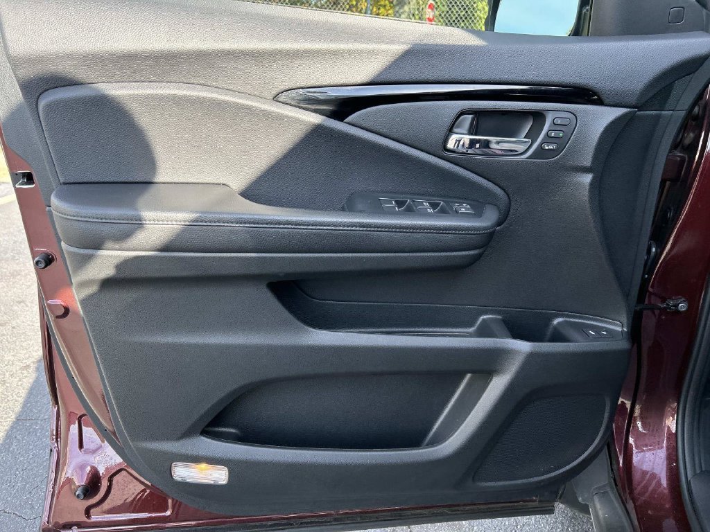 Used 2020 Honda Passport Touring image 23