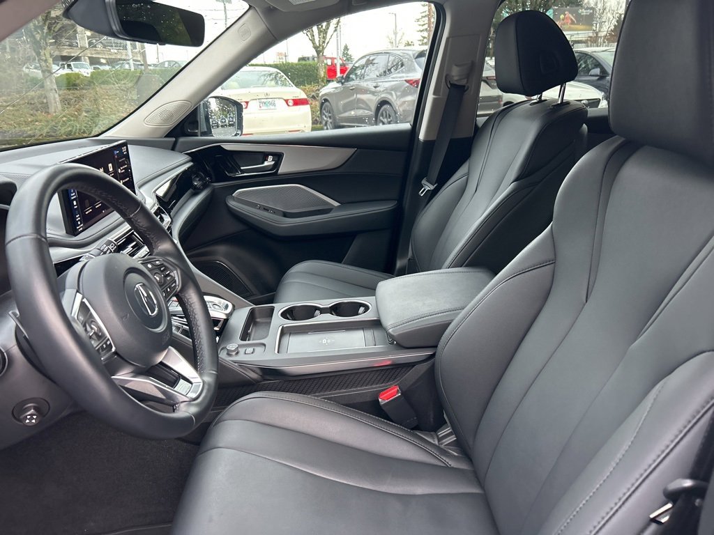 Used 2025 Acura MDX SH-AWD image 10