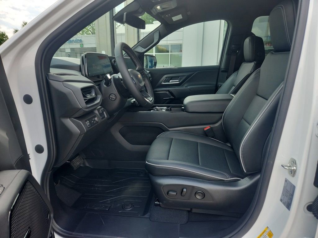 New 2025 Chevrolet Silverado EV LT AWD/4WD image 11