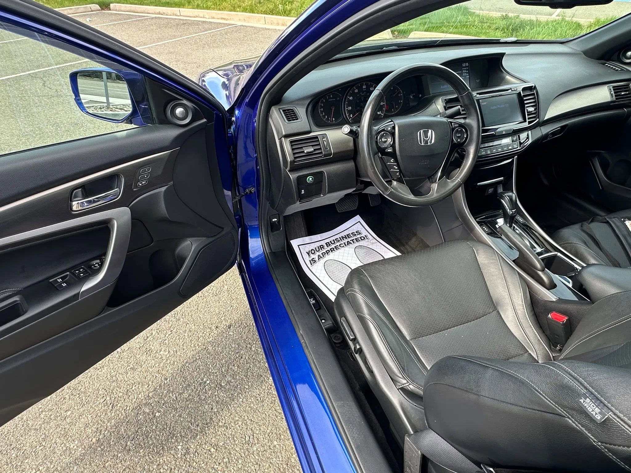 Used 2017 Honda Accord EX-L image 8