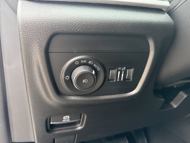 Used 2022 Jeep Grand Cherokee L Limited image 26